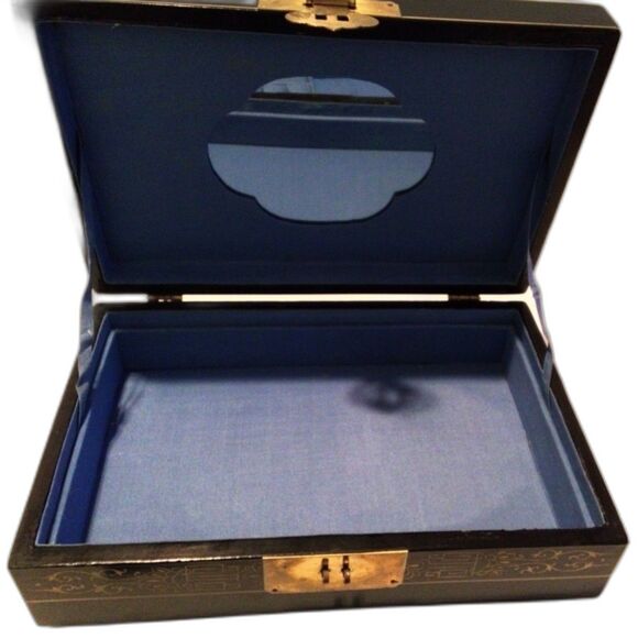 Vintage Asian Laquer Ware Carved Stone Jewelry Box - Picture 10 of 10